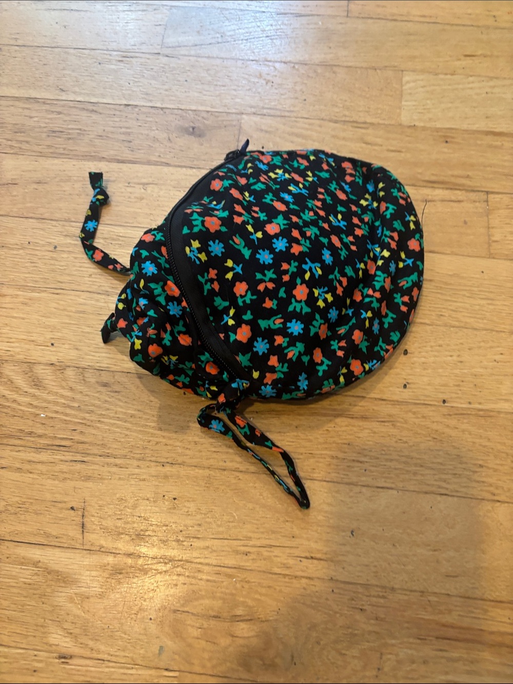 Baggu Wide-Brim Sun Hat with Floral Print - Black with Multicolor Flowers - Picture 4 of 4